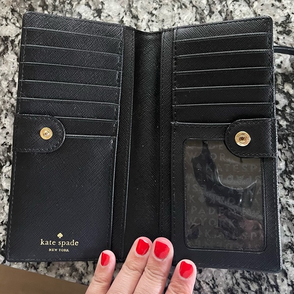 Kate Spade Wallet - Picture 8 of 8